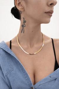 Xuping altın kaplama yassı snake zincir kolye