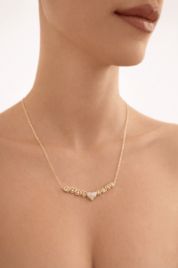 Altın renk kalp figürlü zirkon taşlı kadın kolye