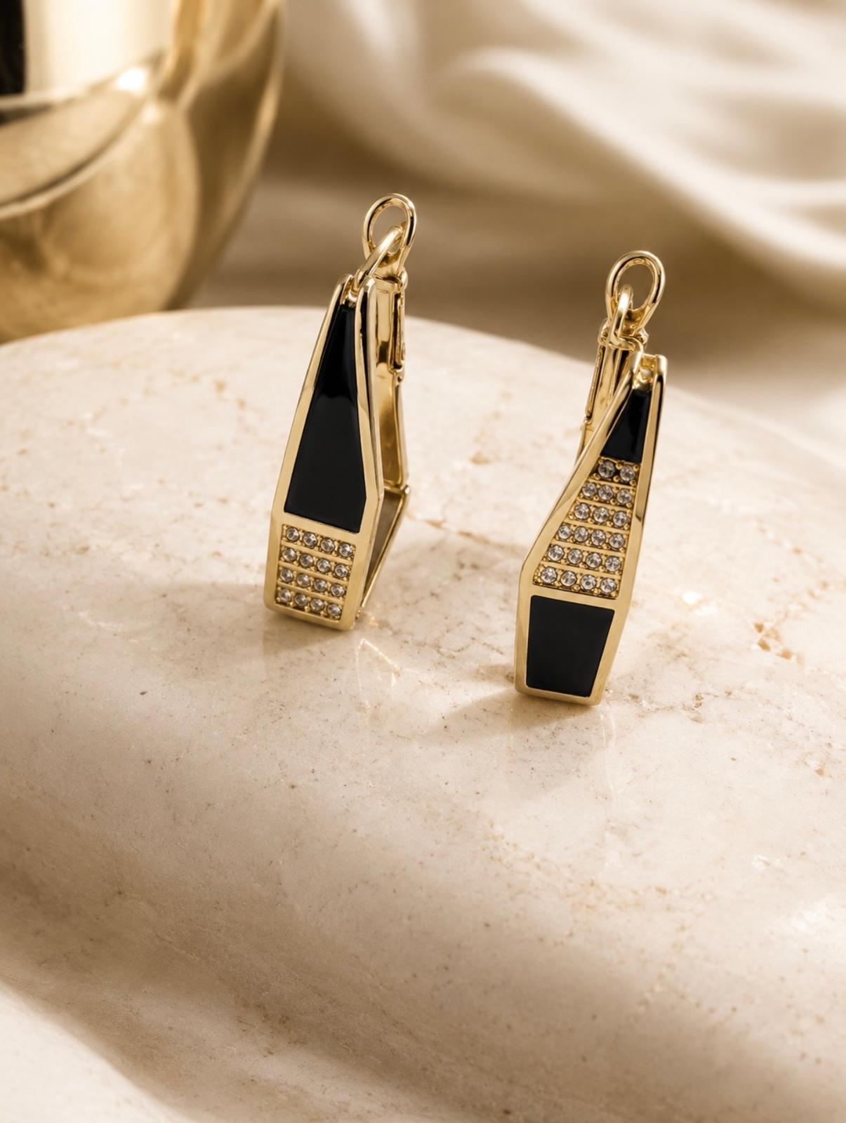Geometrik Siyah Mineli Zirkon Taşlı Gold Küpe - Görsel 2